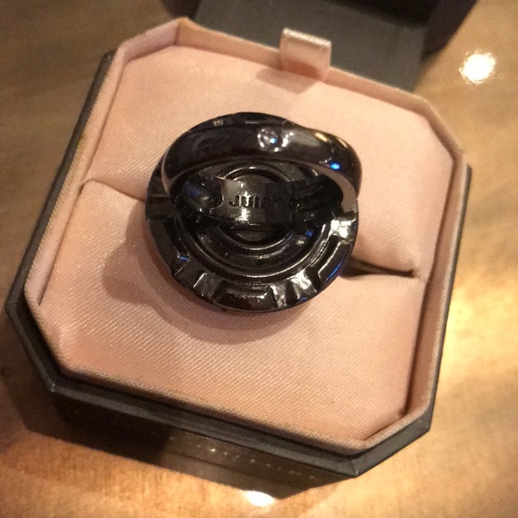 Juicy Couture Cocktail Ring - Picture 2 of 5